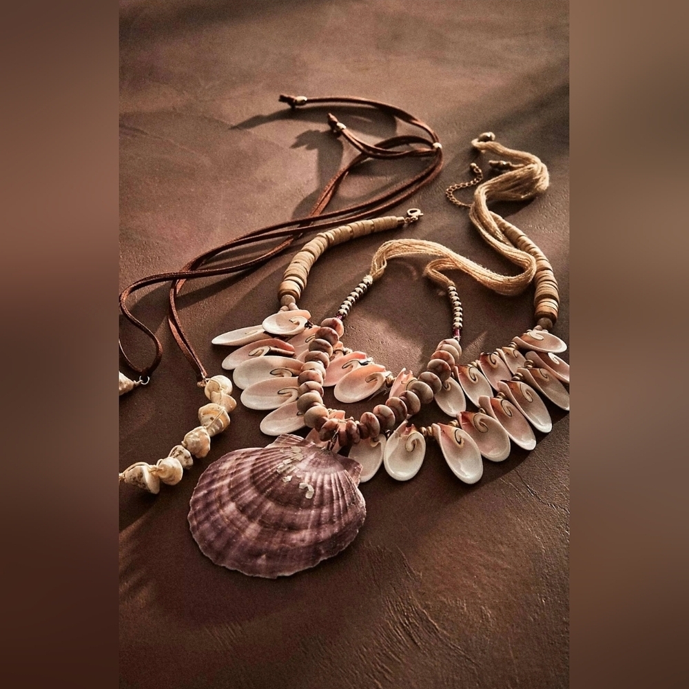 NEW - Free People, Love Letter To The Sea Necklace, Neutral Pink Tone- NWT! - Picture 2 of 8